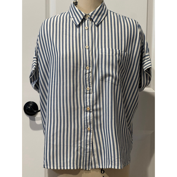 Madewell Tops - Women's Madewell Blue White Striped Button Down pleated back boxy fit Shirt M